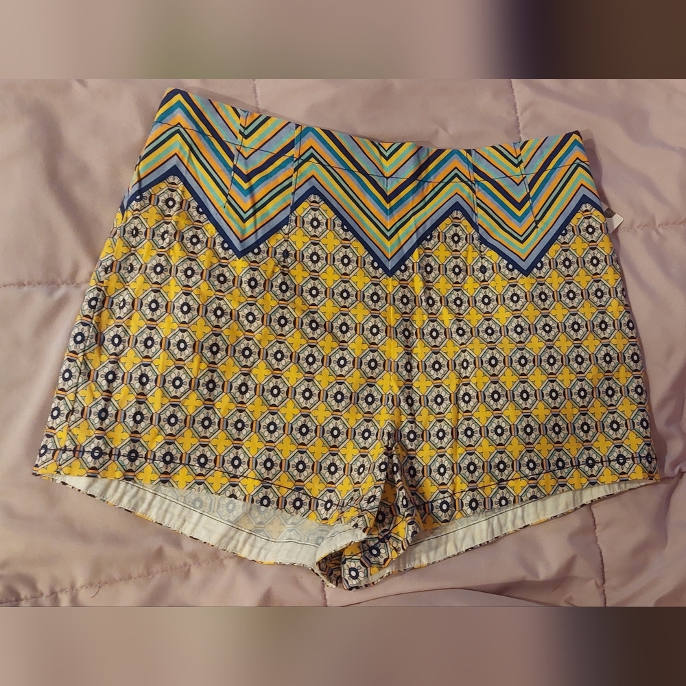 Anthropologie Colorful Geo Printed High Rise Relaxed Shorts - Picture 3 of 8